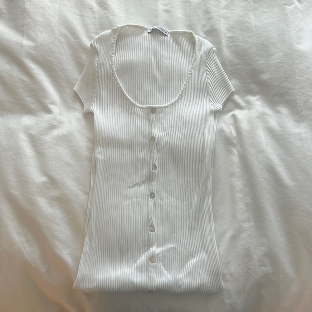 Zara maxi cotton ribbed short sleeve white dress with pearl buttons. Small.